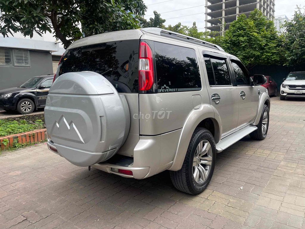 Ford Everest 2012 Limited 4x2 - 115000 km. Mua bán Ô tô tại Quận Nam Từ Liêm Hà Nội được đăng bởi phạm phương nga hình 9