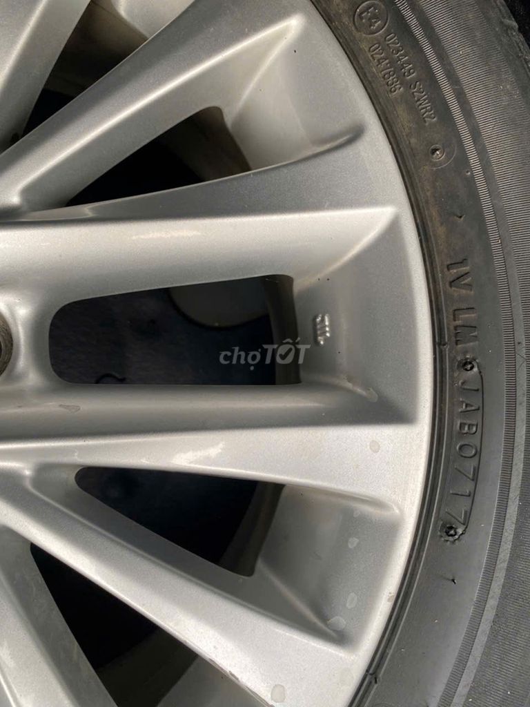 Camry 2.0E sản xuất 2017 đi đúng 76 ngàn km. Mua bán Ô tô tại Thành phố Thủ Đức Tp Hồ Chí Minh được đăng bởi Việt Hùng hình 9