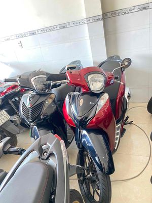 cần thanh lý 2 Sh mode 2017 nguyên zin 100%. Mua bán Xe máy tại Thành phố Dĩ An Bình Dương được đăng bởi Công Sự 