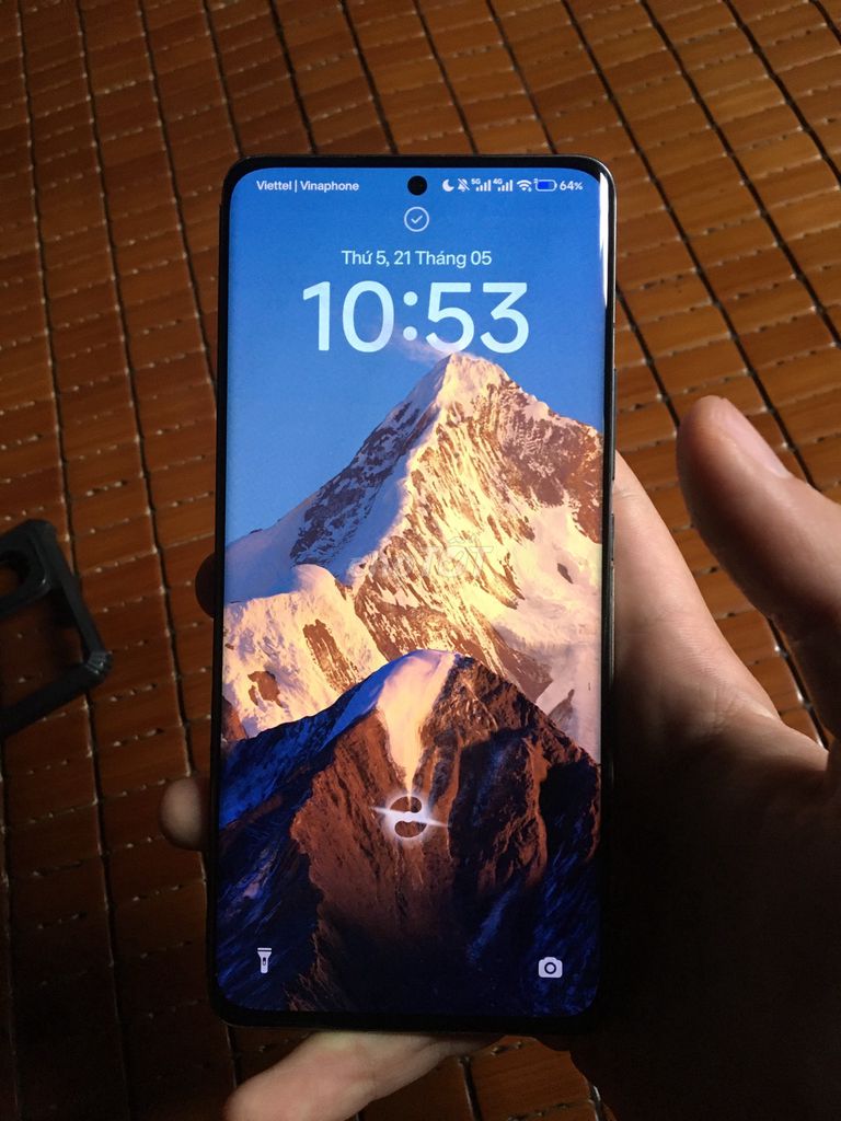 Xiaomi Mi 12 Pro Trắng Đã qua sử dụng. Mua bán Điện thoại tại Huyện Kiên Lương Kiên Giang được đăng bởi Nguyễn Thành Minh hình 1