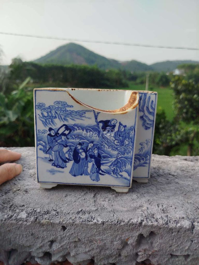 Ống bút Sứ Trắng Xanh. Mua bán Đồ dùng văn phòng tại Huyện Đoan Hùng Phú Thọ được đăng bởi Phong nguyễn hình 1