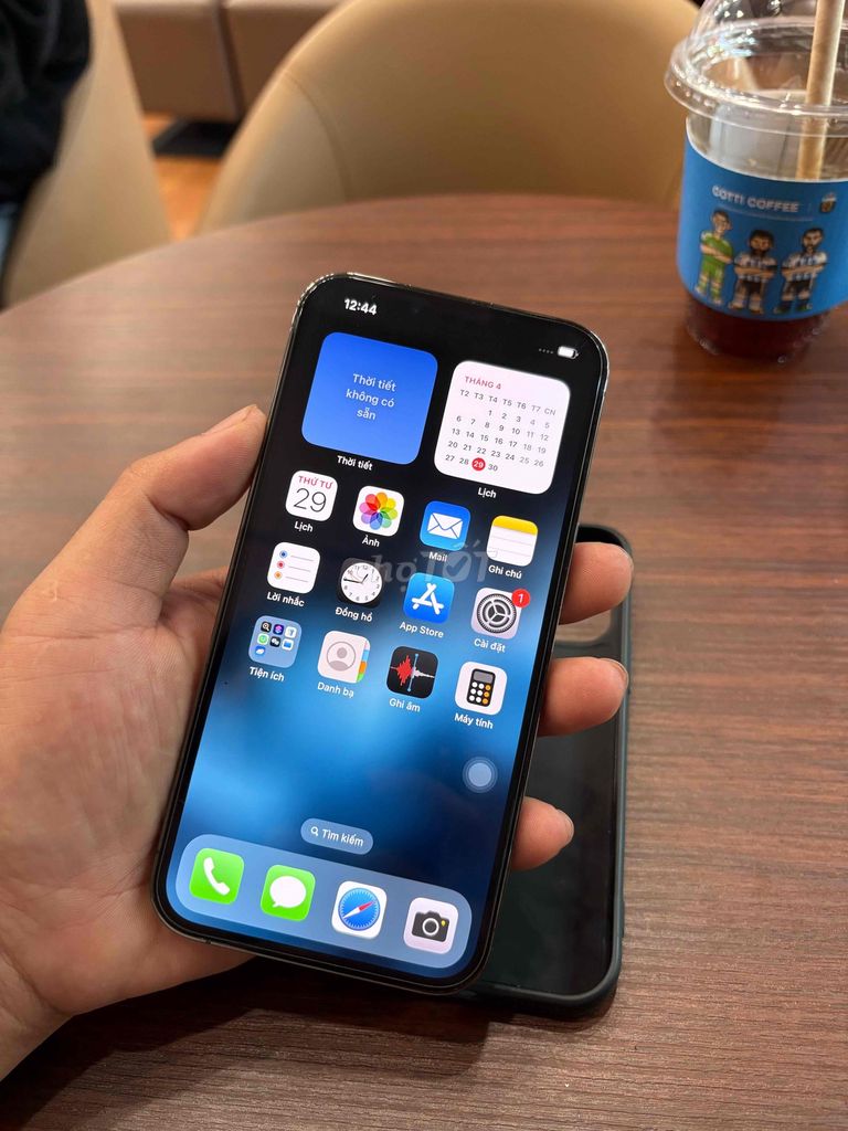 Apple iPhone 13 Pro 256GB Xám. Mua bán Điện thoại tại Quận 4 Tp Hồ Chí Minh được đăng bởi Robert hình 1