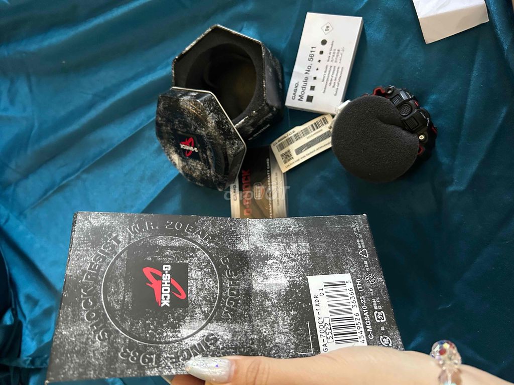 Cần pass lại chiếc đồng hồ G Shock GA-400HR-1ADR