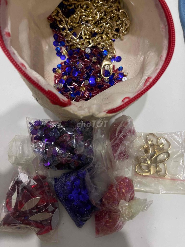 Phụ kiện thủ công Kim loại Nhựa Vàng Đỏ Xanh Tím. Mua bán Sở thích khác tại Quận Bình Thạnh Tp Hồ Chí Minh được đăng bởi Yu Yu hình 1
