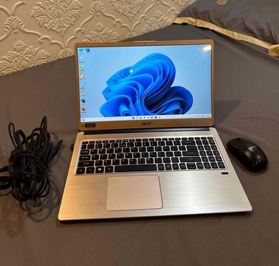 Laptop Acer Swift 3 SF315-52 siêu mõng, võ nhôm..!. Mua bán Laptop tại Quận 3 Tp Hồ Chí Minh được đăng bởi Mạnh Nguyễn