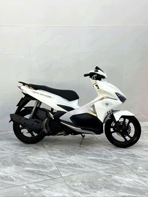 Xe máy Honda Airblade màu trắng zin đẹp leng keng. Mua bán Xe máy tại Quận Thanh Khê Đà Nẵng được đăng bởi Xe Máy Đức Vũ 658 Trần Cao Vân