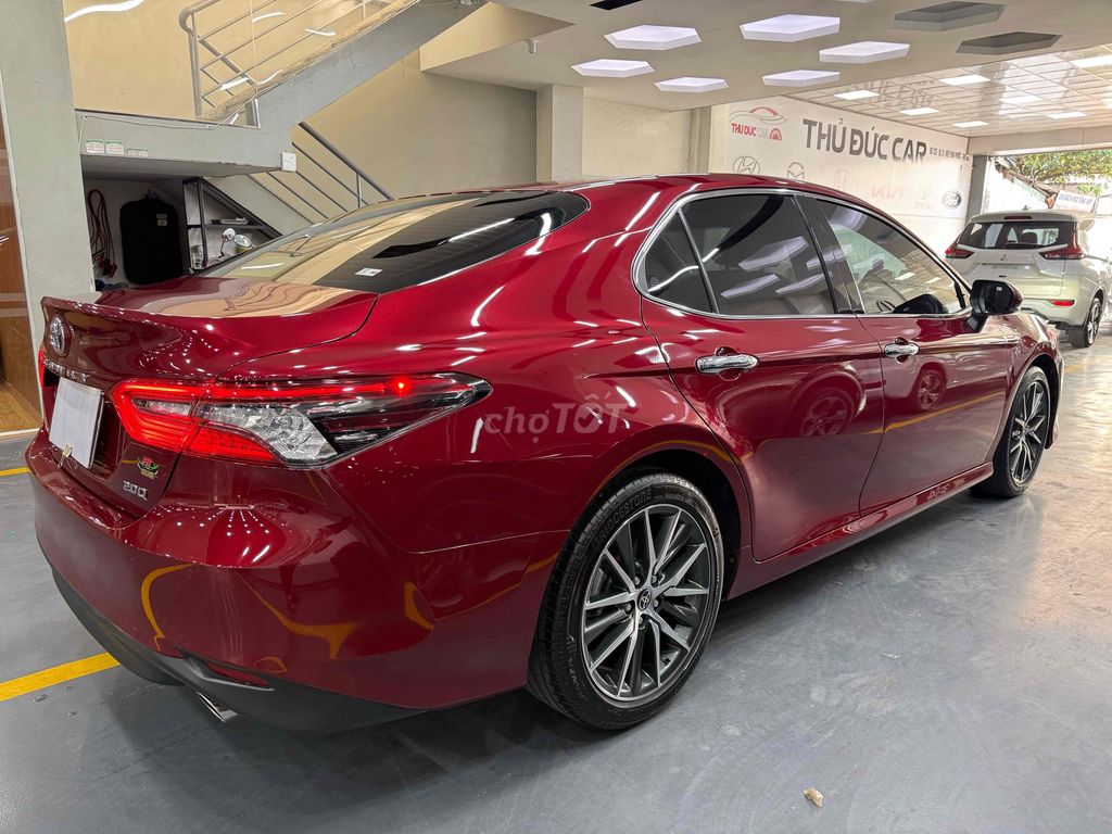 Toyota Camry 2.0Q 2022 lướt giá tốt ạ. Mua bán Ô tô tại Thành phố Thủ Đức Tp Hồ Chí Minh được đăng bởi Bá Lộc hình 5