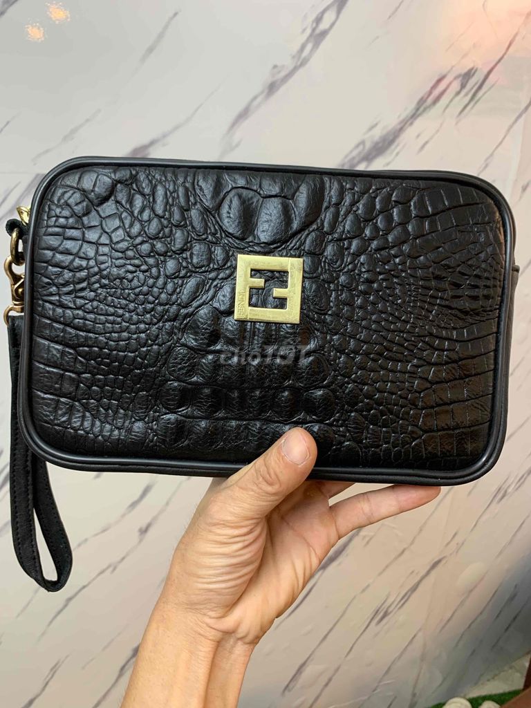 clutch FENDI