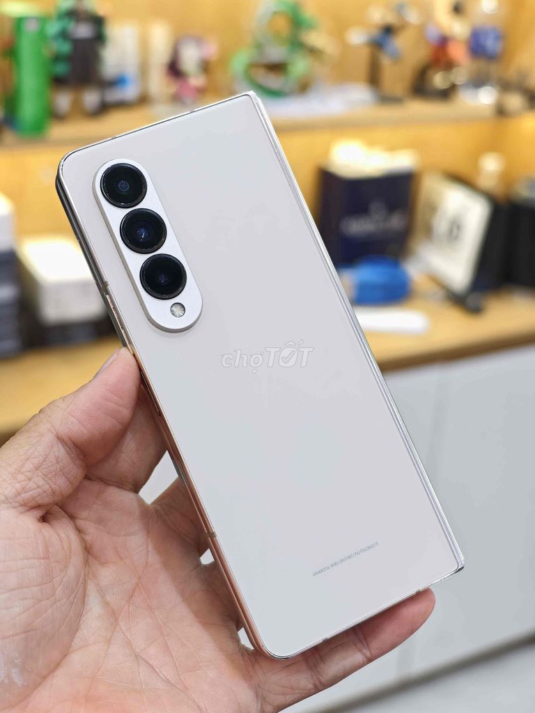 Samsung Z Fold4 12GB 256GB Trắng 98.5%. Mua bán Điện thoại tại Quận 10 Tp Hồ Chí Minh được đăng bởi Khánh Trần hình 1