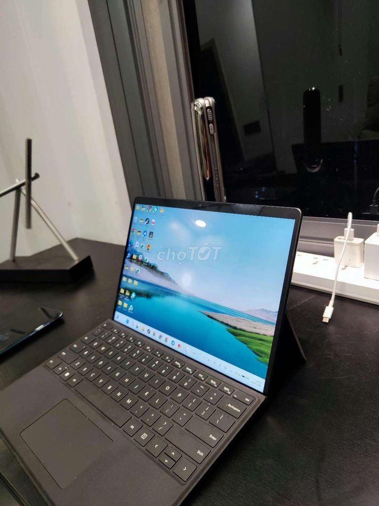 Microsoft Surface Pro 9 i7 16GB/512GB  Đen . Mua bán Laptop tại Thành phố Thủ Đức Tp Hồ Chí Minh được đăng bởi Mua Bán Nhà Đất Phước Lộc hình 1