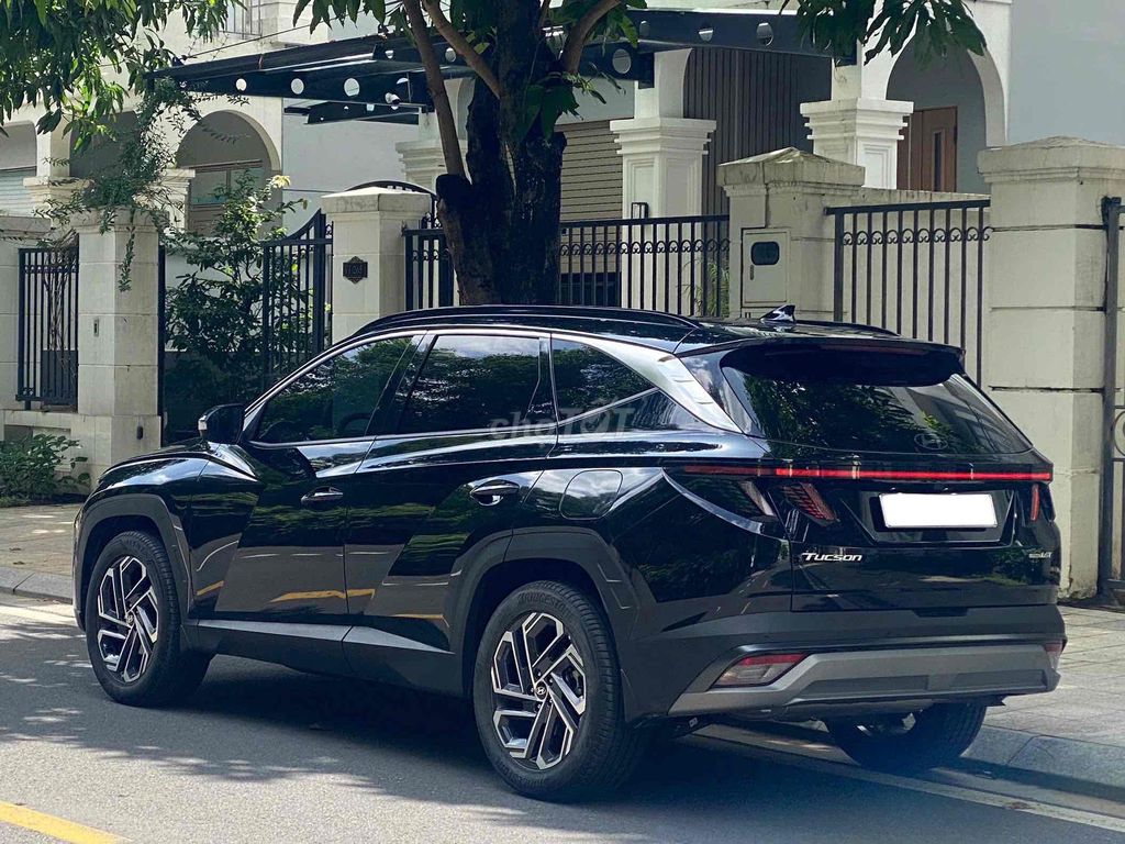 Hyundai Tucson 2025 1.6 Turbo - 9700 km. Mua bán Ô tô tại Quận Phú Nhuận Tp Hồ Chí Minh được đăng bởi Tuấn Kiệt Trần hình 5