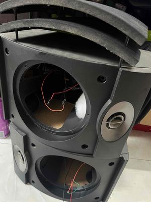 Vỏ thùng loa Bose 301 V. Mua bán Tivi, Âm thanh tại Thành phố Biên Hòa Đồng Nai được đăng bởi Quân