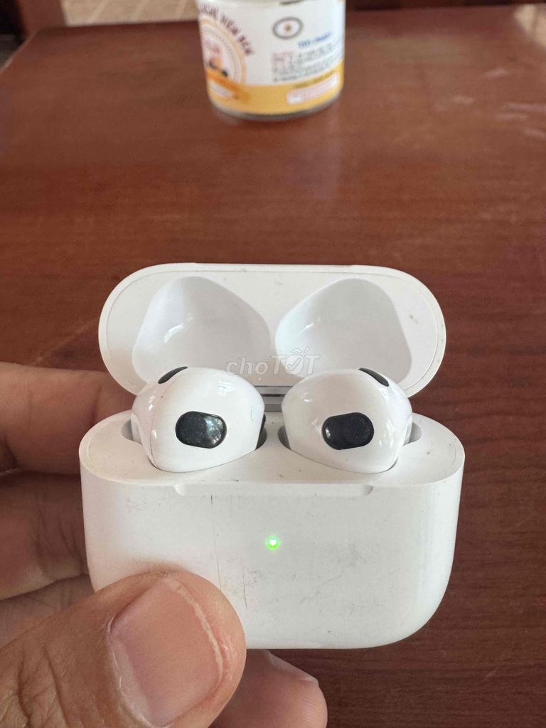 Tai nghe Apple AirPods A2084 Trắng. Mua bán Tivi, Âm thanh tại Huyện Châu Thành Sóc Trăng được đăng bởi Anh Được hình 1