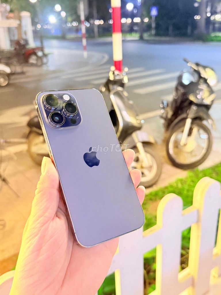 Apple iPhone 14 Pro Max 256GB Tím Đã sử dụng. Mua bán Điện thoại tại Quận Tây Hồ Hà Nội được đăng bởi Huy Huấn hình 1