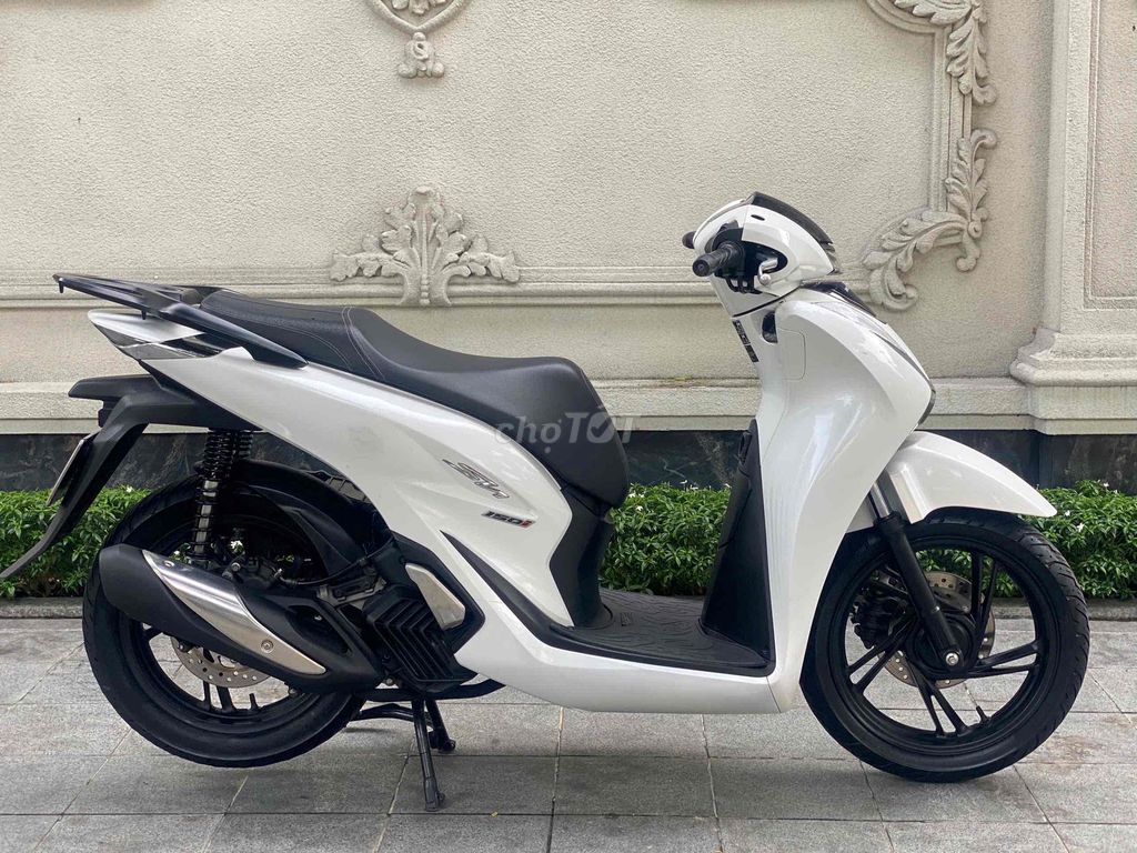 SH 150i CBS 2020 TRẮNG ĐEN SPORTY