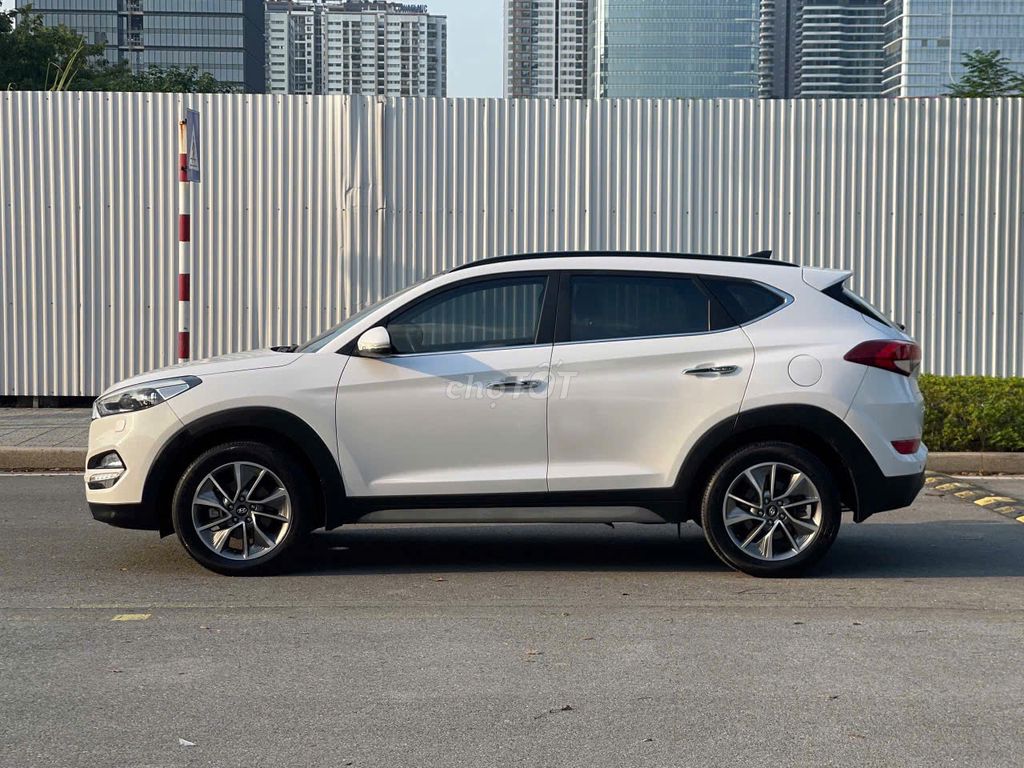 Hyundai Tucson 2018 2.0 ATH специальный белый