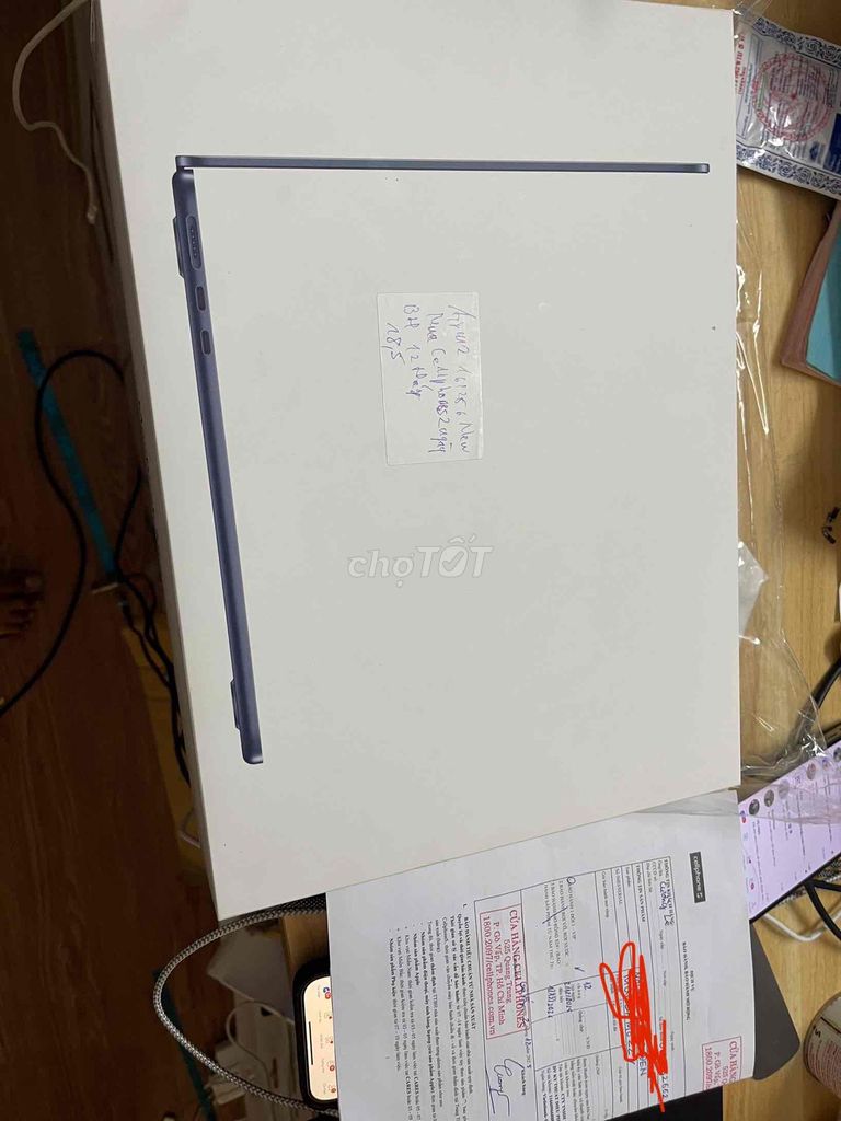 MacBook Air M2 13” 2022 ram 16g/256 Newseal cellph. Mua bán Laptop tại Quận 3 Tp Hồ Chí Minh được đăng bởi Phúc Nguyễn hình 1