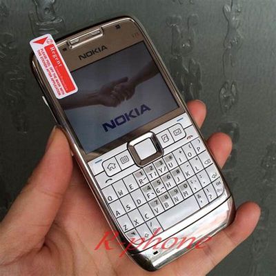 Điện thoại Nokia E71 full box 99%