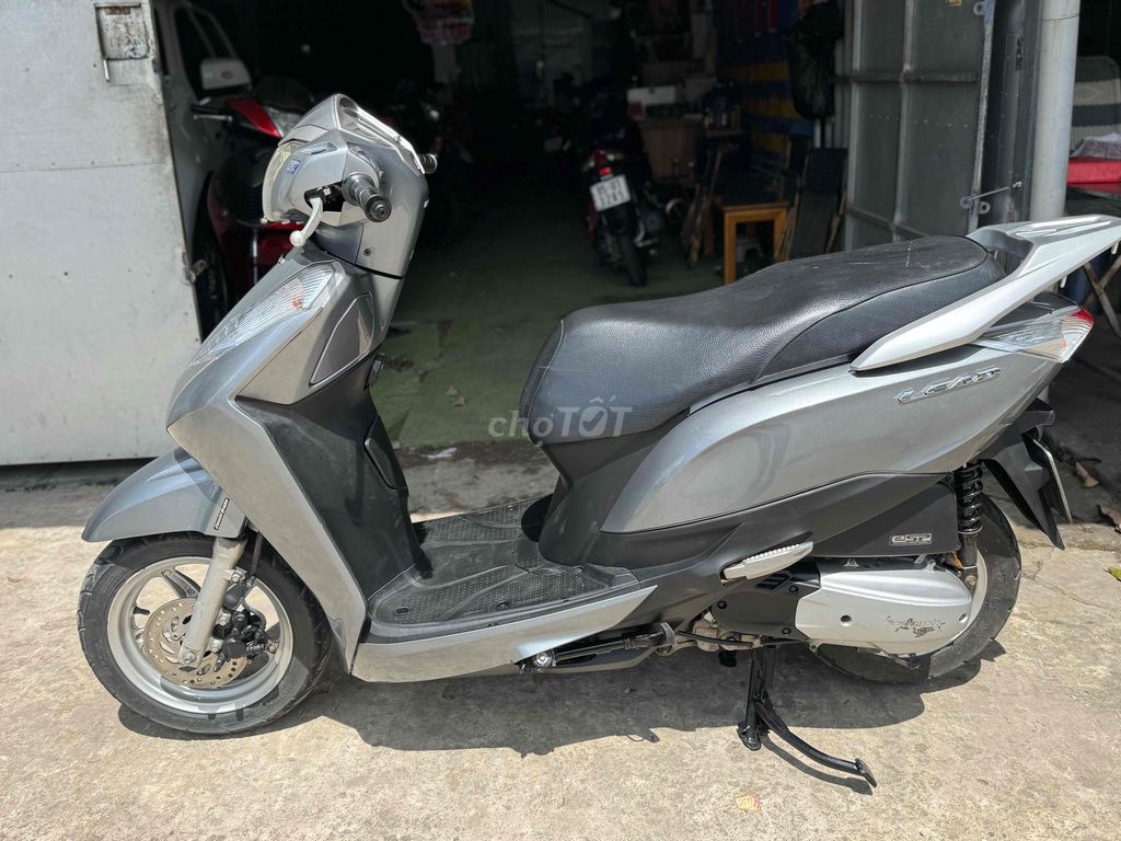 Honda Lead 125 Fi / Chính Chủ 64. Mua bán Xe máy tại Quận Bình Thuỷ Cần Thơ được đăng bởi CỬA HÀNG XE MÁY VŨ Fi hình 2