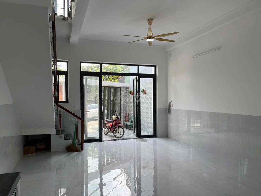 Аренда · 3 комн. · 85 м² · Huyện Hóc Môn, ул. Đường Nguyễn Thị Thử