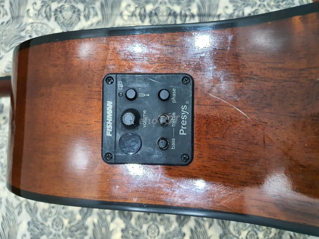 Guitar Morris MD 592 TS sẵn EQ Fishman presysII