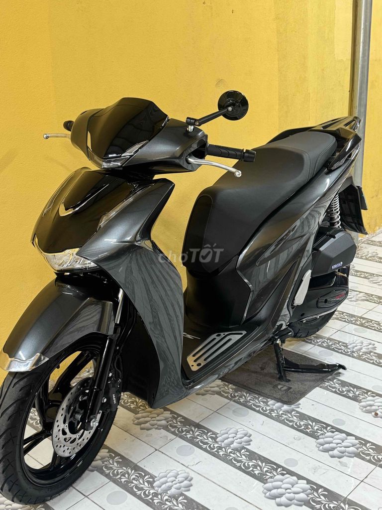 SH 125 đời 2026 xám odo đúng 1 ngjinf 43AB-875.93