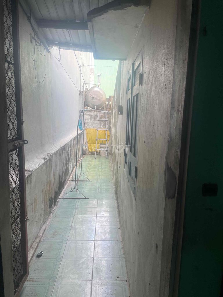 Nhà trong hẻm 122,6m2, 2 phòng ngủ, hoàng văn thụ,  giấy tờ chính chủ. Nhà trong hẻm 122,6m2, 2 phòng ngủ, hoàng văn thụ,  giấy tờ chính chủ.