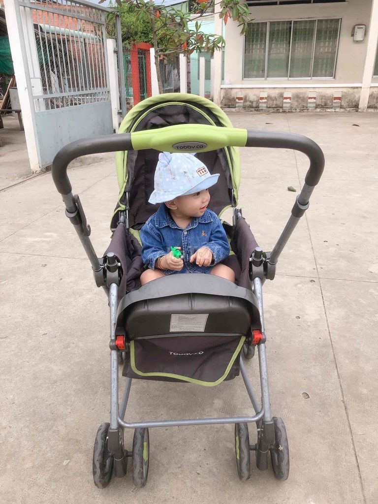 Xe đẩy Tobby.co Xám, Xanh lá. Mua bán Mẹ và bé tại Huyện Thủ Thừa Long An được đăng bởi Bảo Bối hình 1