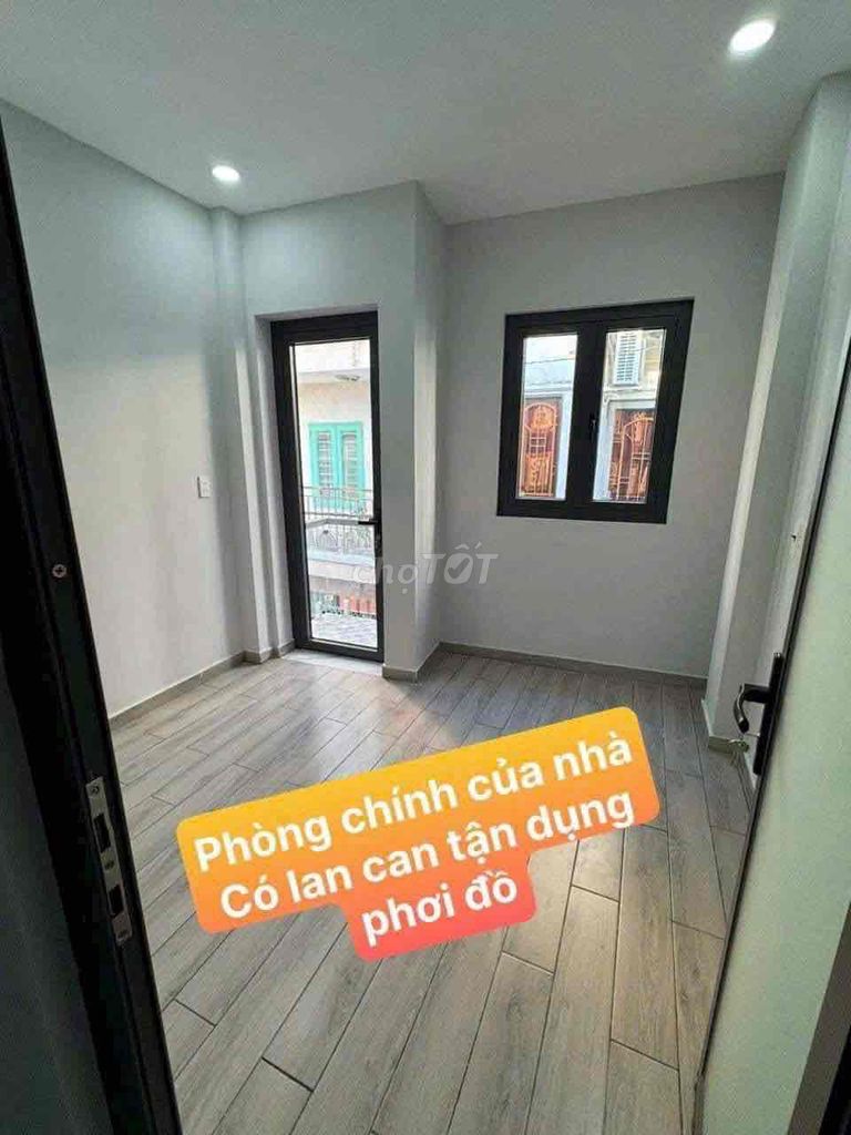 nhà Q11 mới xd 1 lầu cho thuê 8tr ko Trả giá 1 ML.cho thuê nhanh gọn