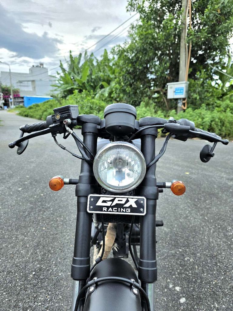 GPX Racing Legend 200cc Đen Xám. Mua bán Xe máy tại Quận Cẩm Lệ Đà Nẵng được đăng bởi Ngạo Thiên hình 2