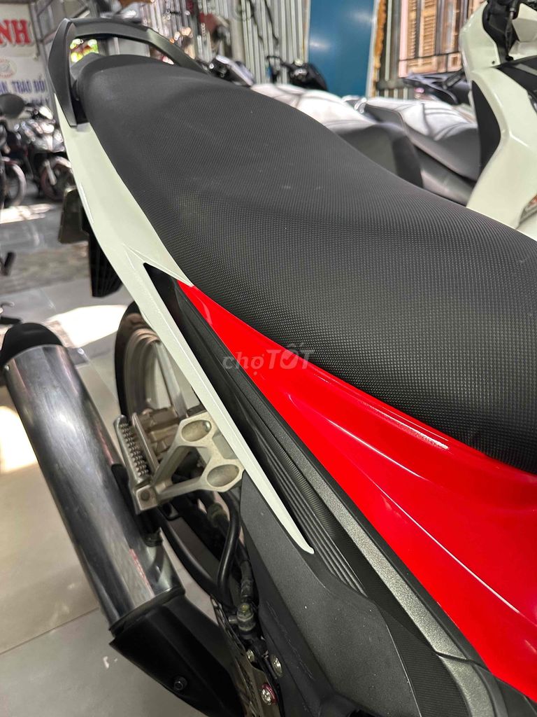 📌📣 Sonic trắng  đỏ rất đẹp. Hỗ trợ trả góp. Mua bán Xe máy tại Thành phố Huế Thừa Thiên Huế được đăng bởi Xe Máy Nhật Vy hình 5