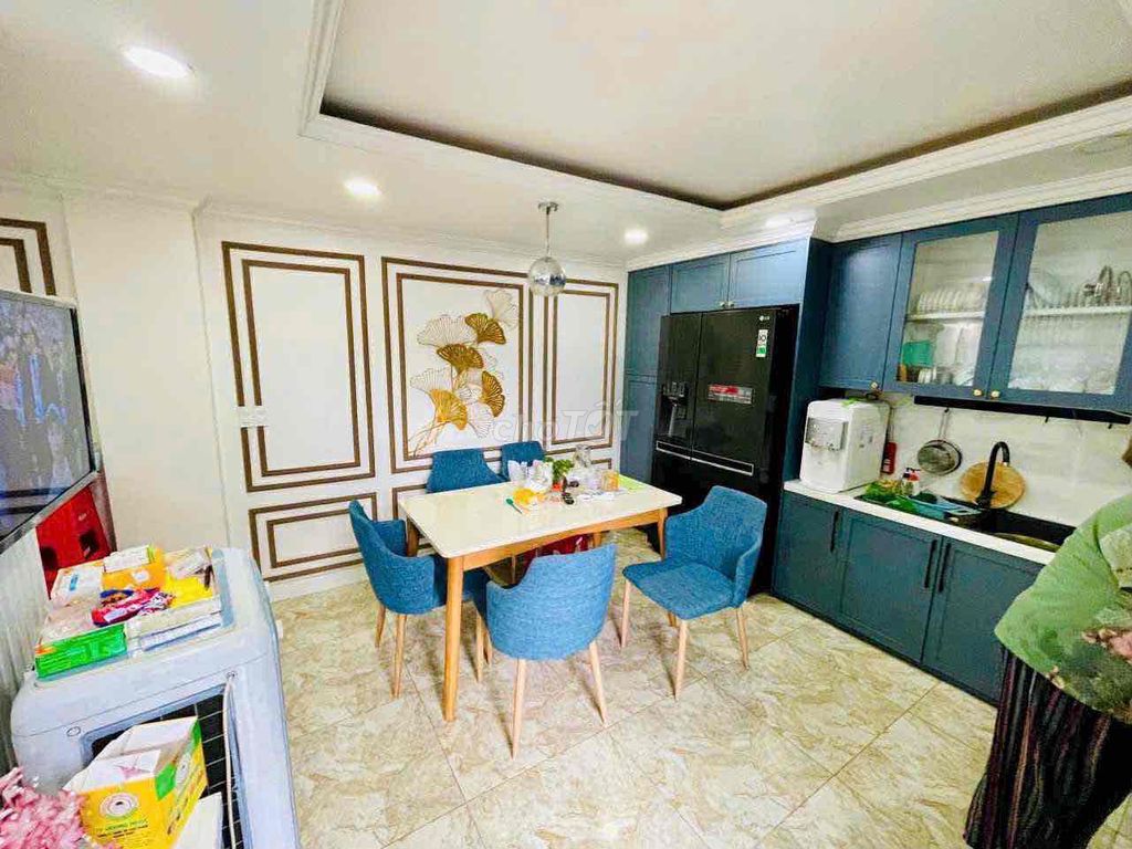Nhà nguyên căn Dương quảng Hàm 4x13 đúc 1T1L2Lst giá 18tr/th