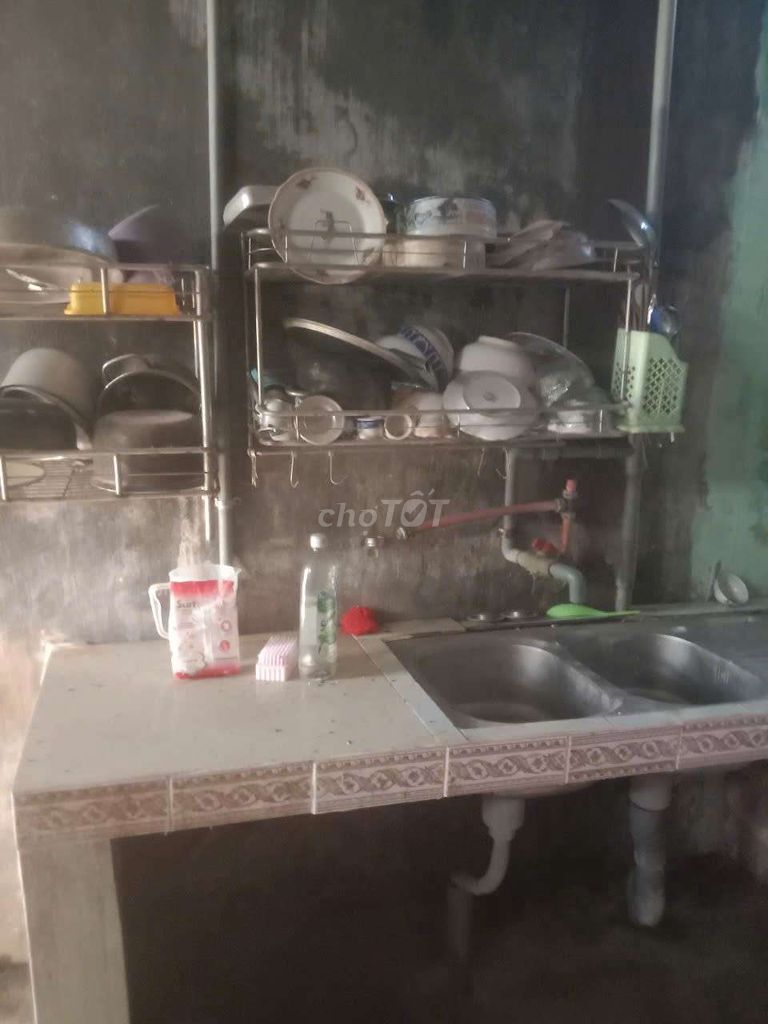 Cần cho thuê nhà thôn thống nhất. Cho thuê Nhà ở tại Huyện Đắk Hà Kon Tum được đăng bởi Sang phạm hình 7