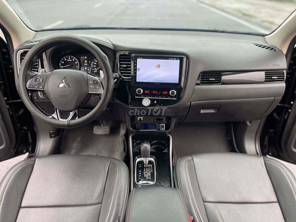 Mitsubishi Outlander 2021 2.0 CVT - 65000 km. Mua bán Ô tô tại Quận Hoàng Mai Hà Nội được đăng bởi Vu Hung autu hình 7