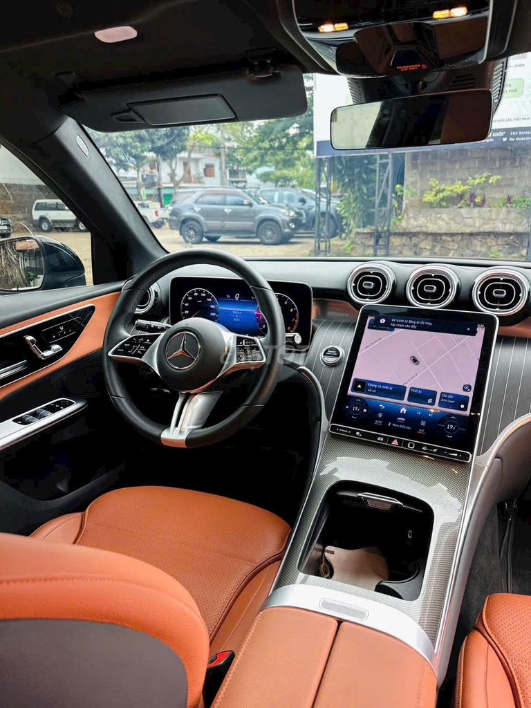 Mercedes GLC 200 4Matic 2025 siêu lướt 8000 km 99%. Mua bán Ô tô tại Quận Gò Vấp Tp Hồ Chí Minh được đăng bởi NGUYỄN MINH VUA XE LƯỚT hình 4