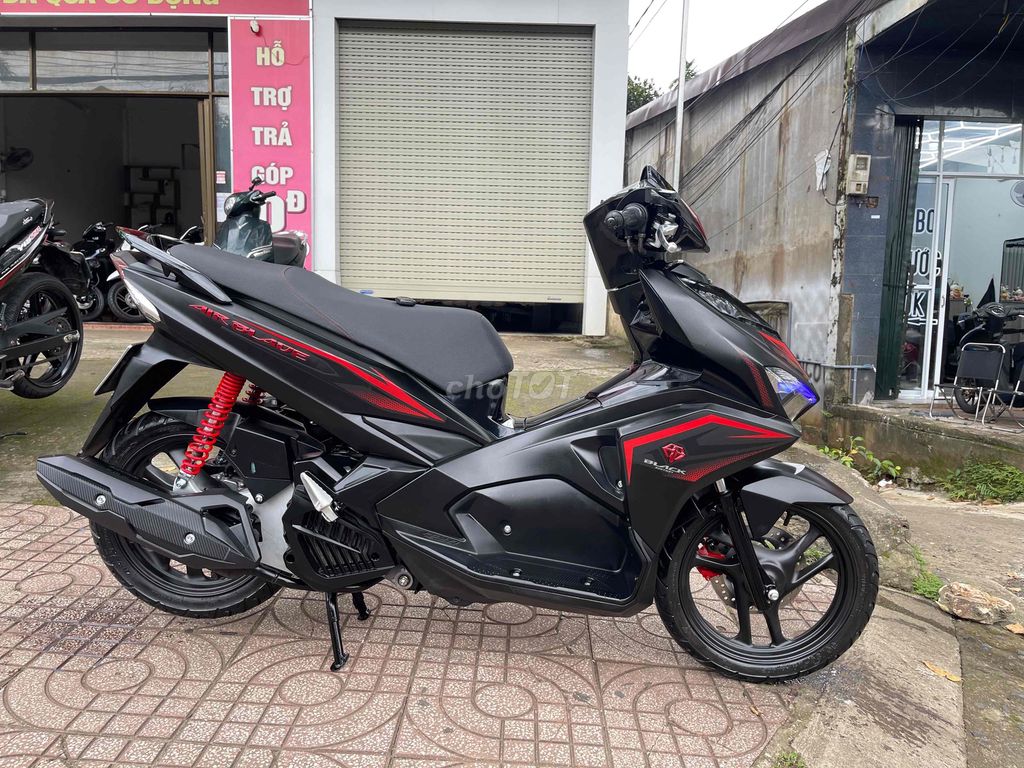 Honda AirBlade 2019 125FI Đen nhám. Mua bán Xe máy tại Thành phố Buôn Ma Thuột Đắk Lắk được đăng bởi xe máy Hồng Phát hình 4