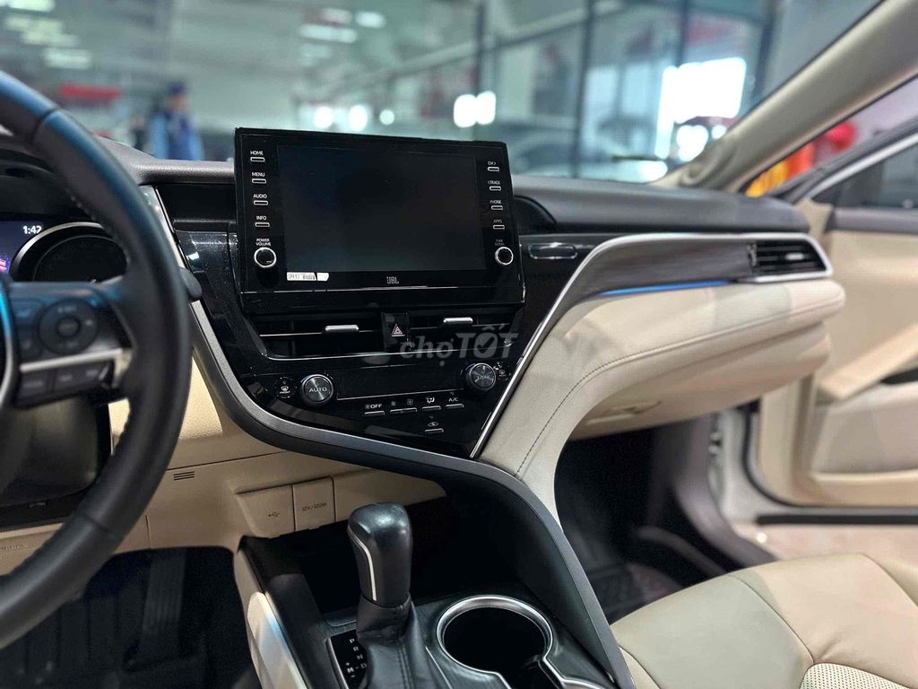 Toyota Camry 2.0Q 2022 cực chất - BH chính hãng. Mua bán Ô tô tại Quận Nam Từ Liêm Hà Nội được đăng bởi Đại lý Toyota Mỹ Đình hình 8