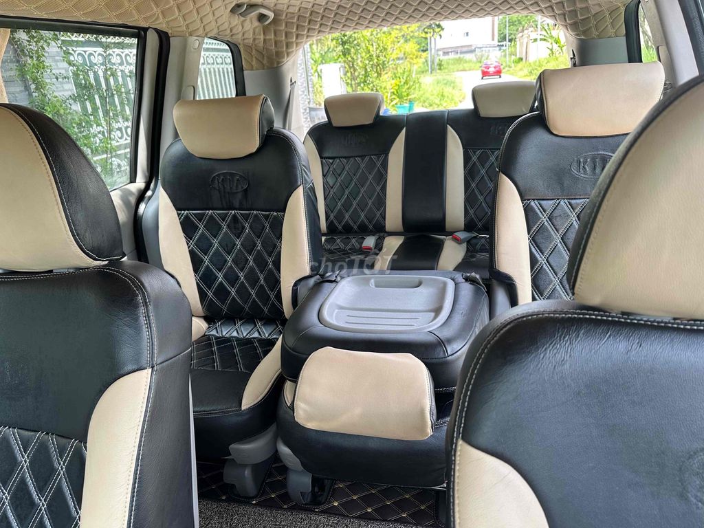 Kia Carnival 2010 - 155 km đời 2010 fom mới xe đẹp. Mua bán Ô tô tại Quận 8 Tp Hồ Chí Minh được đăng bởi Nguyễn Văn Tâm hình 9
