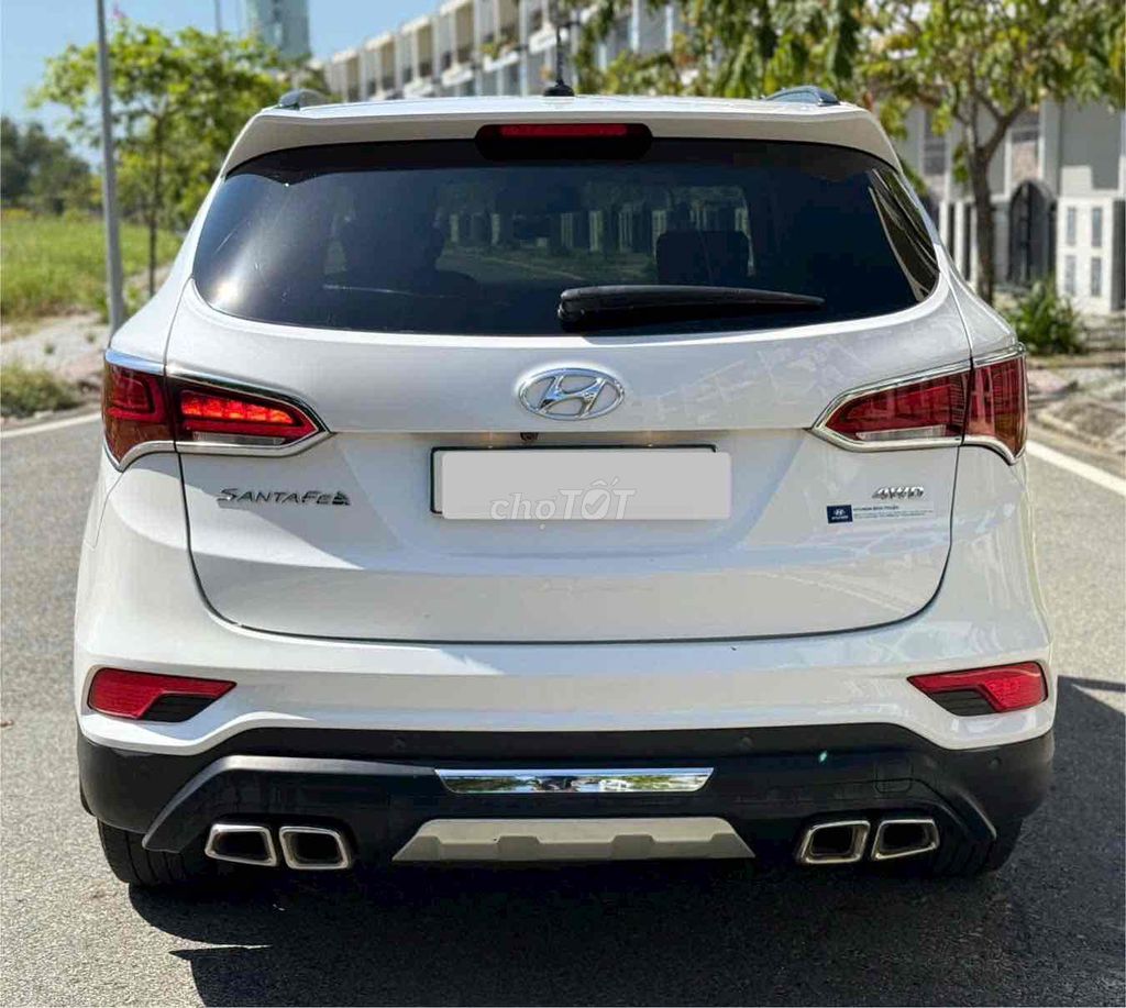 Hyundai Santa Fe 2018 2.4 AT 2WD - 80000 km xe Đep. Mua bán Ô tô tại Thành phố Vũng Tàu Bà Rịa - Vũng Tàu được đăng bởi Hùng LUXURY 6789 UY Tín Tạo Nên Thương Hiệu hình 15