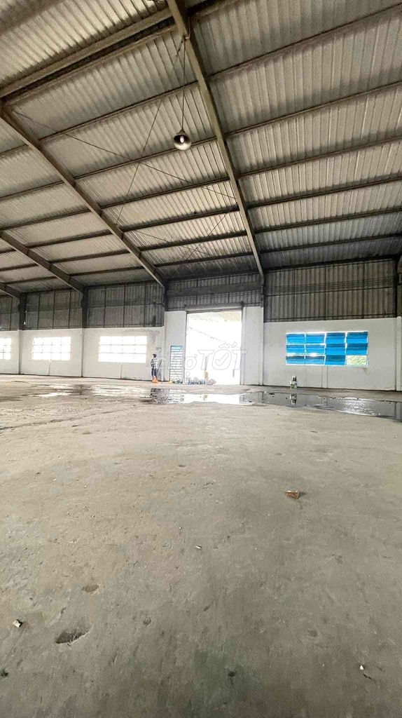 CHO THUÊ 5000m2/150tr Đức Hoà Long An .