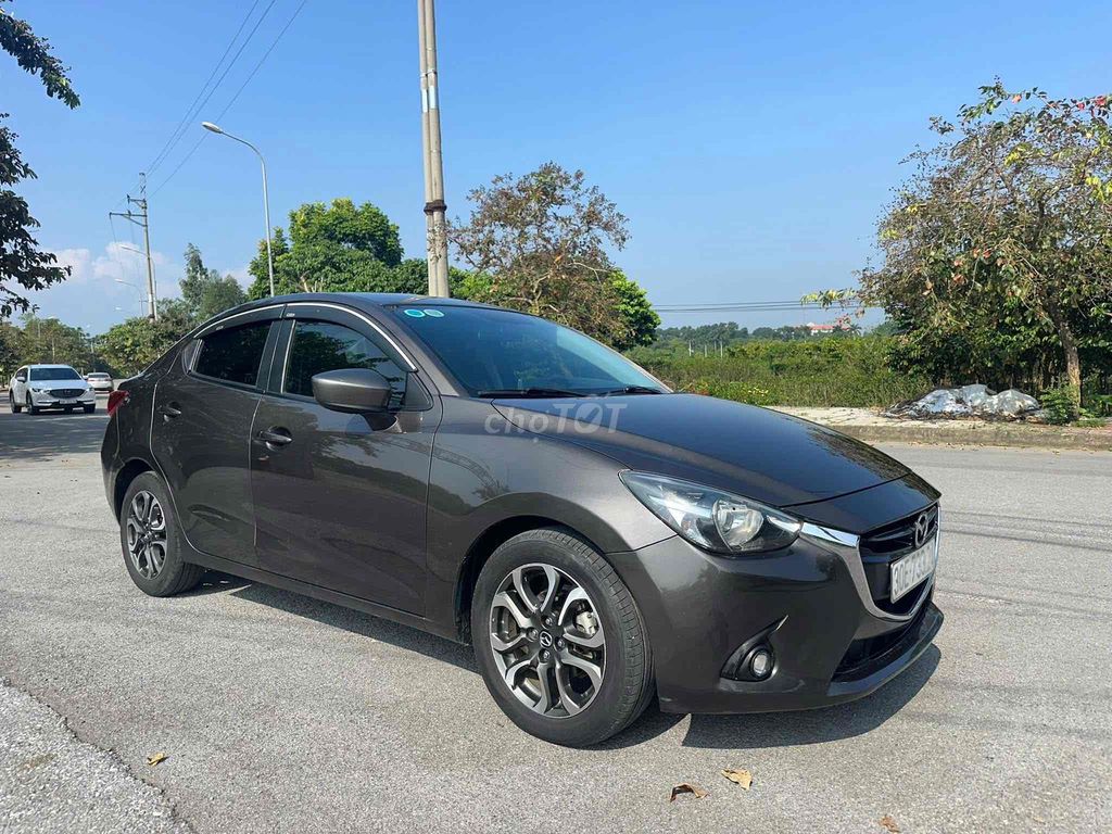 Mazda 2 2017 1.5 AT Sedan - 120000 km. Mua bán Ô tô tại Thị xã Sơn Tây Hà Nội được đăng bởi Nguyễn Quang Duy hình 2