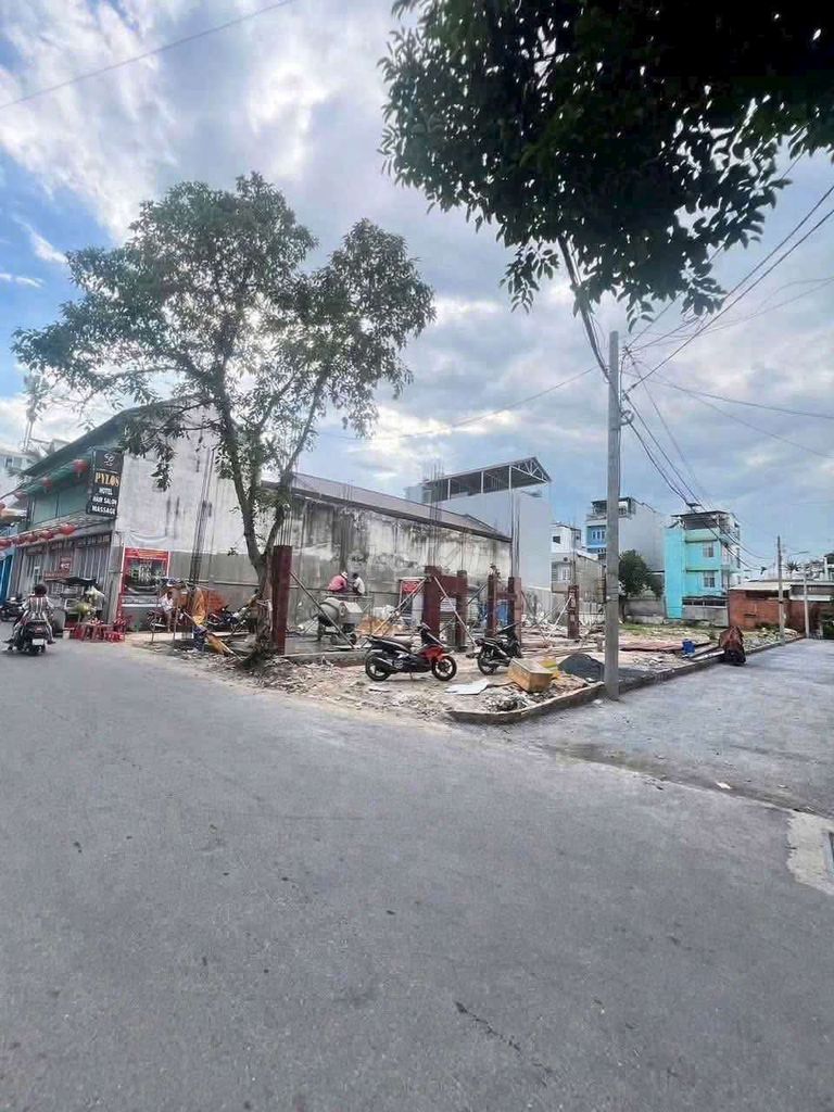LÔ ĐẤT GÓC2 MT VITRI ĐẸP SHR FUNL THỔ CƯ  G EMART