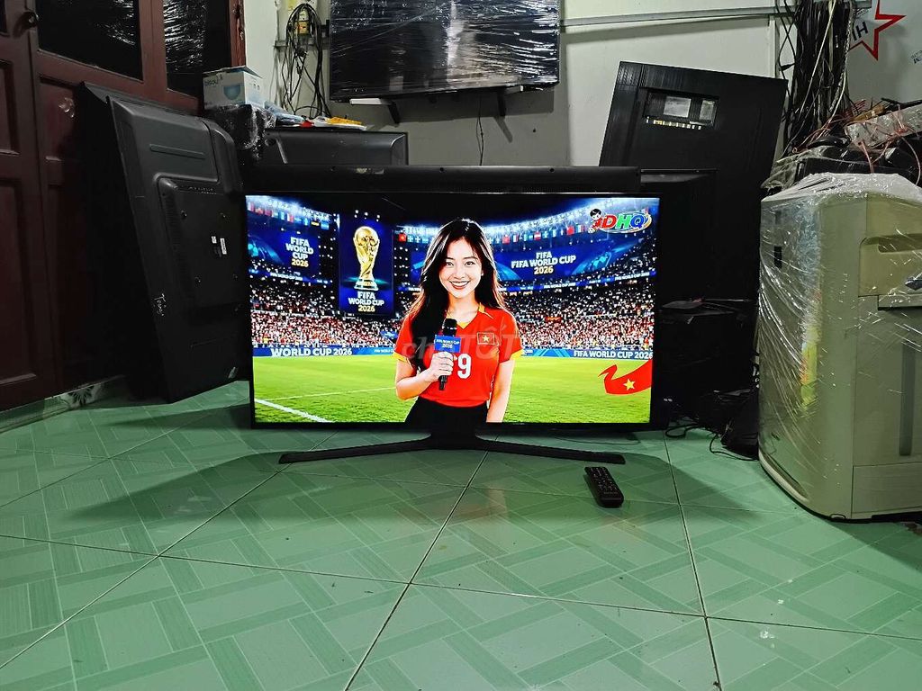 Tivi Samsung 40 in Wifi Xem YouTube, Bóng Đá . Mua bán Tivi, Âm thanh tại Thành phố Biên Hòa Đồng Nai được đăng bởi Điện Tử Nguyễn trung hình 1