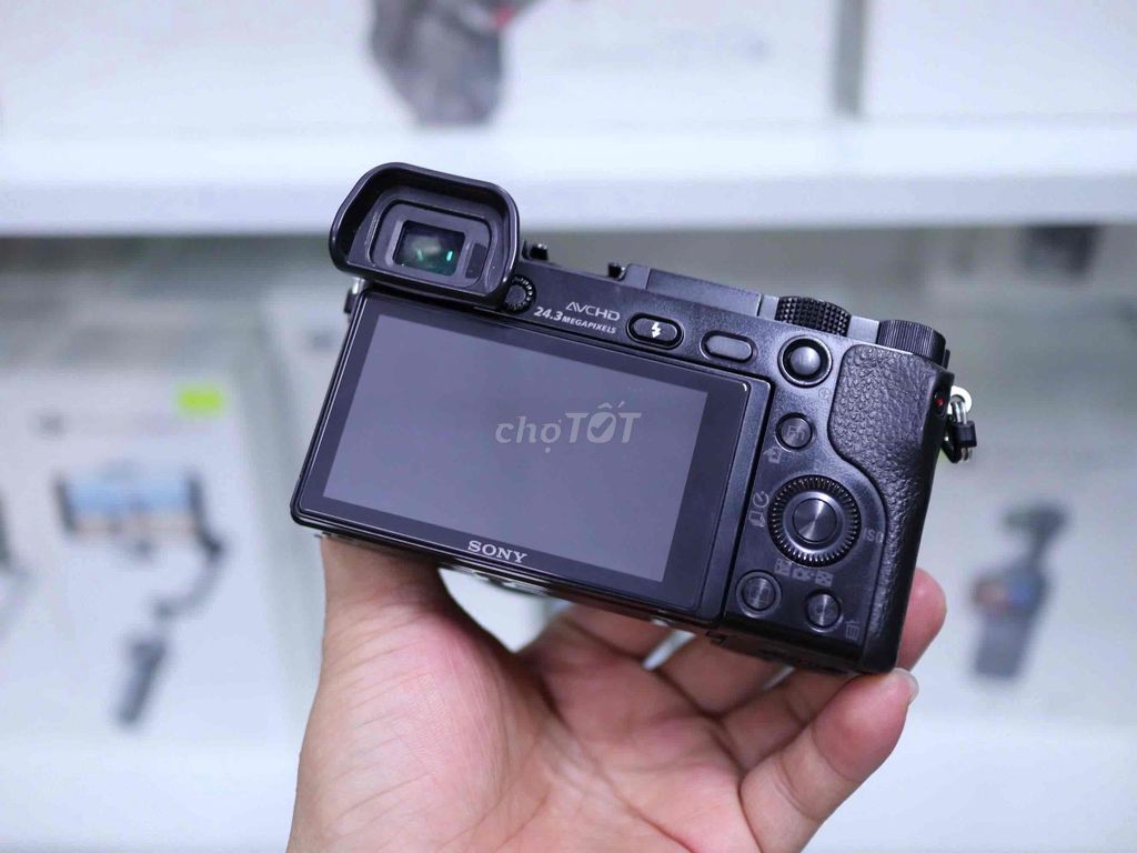 Combo sony A6000+lens 16-50OSS  body ,lens. Mua bán Máy ảnh, Máy quay tại Thành phố Thủ Dầu Một Bình Dương được đăng bởi Chinh Lee hình 1