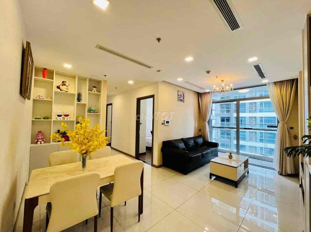 Cho thuê 3PN Vinhomes Central Park , full nt cao cấp, bao phí QL