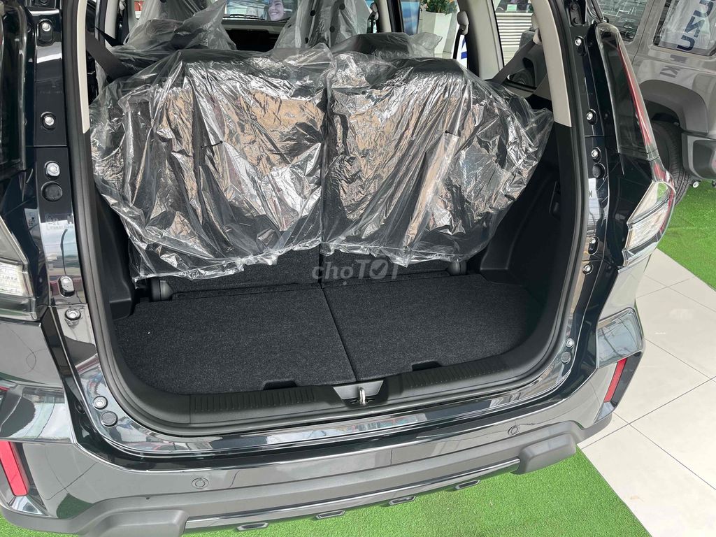 Suzuki XL7 Black Edition đặc biệt LIÊN HỆ ĐĂT XE. Mua bán Ô tô tại Quận 12 Tp Hồ Chí Minh được đăng bởi SUZUKI VIỆT LONG  hình 9