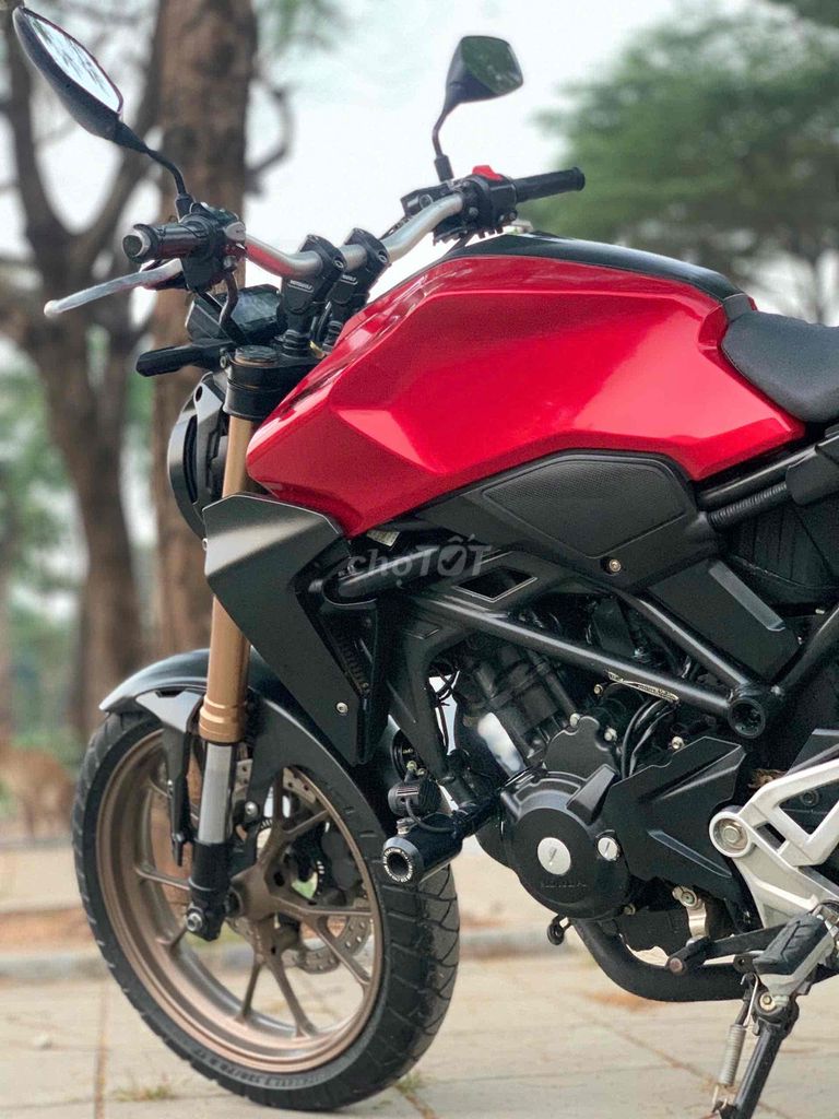 HONDA CB300R motor pkl xe lướt đẹp mới tinh bs 29. Mua bán Xe máy tại Quận Cầu Giấy Hà Nội được đăng bởi Tong motor xe may hình 6
