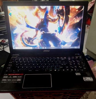 MSI GAMING Core i7 - 4720HQ Ram 12GB/256GB SSD.