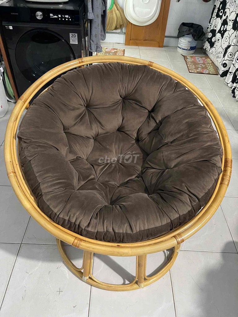 Ghế mây còn khá mới. Mua bán Bàn ghế tại Thành phố Thủ Đức Tp Hồ Chí Minh được đăng bởi Linh Dang hình 1