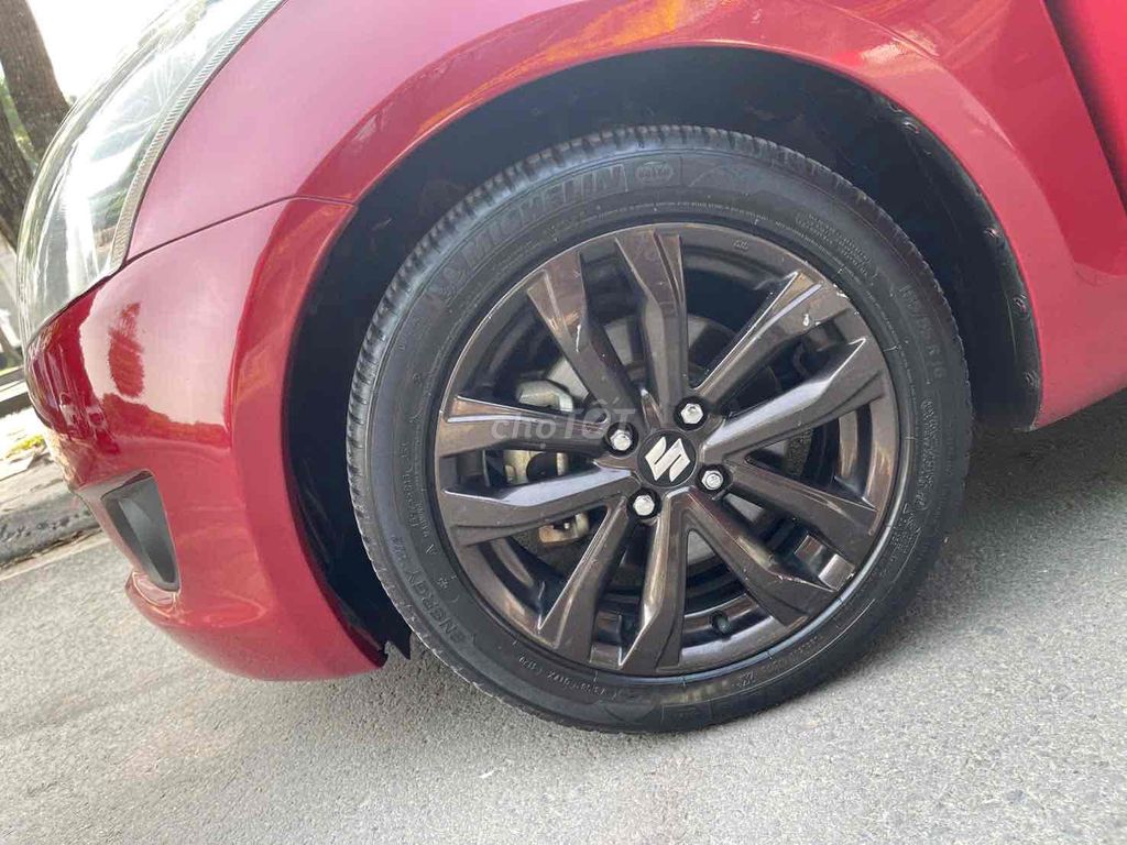 Bán xe swift sx 2017RS logo vàng 4ABS suất sắc. Mua bán Ô tô tại Huyện Đông Anh Hà Nội được đăng bởi Mo Na Co hình 11